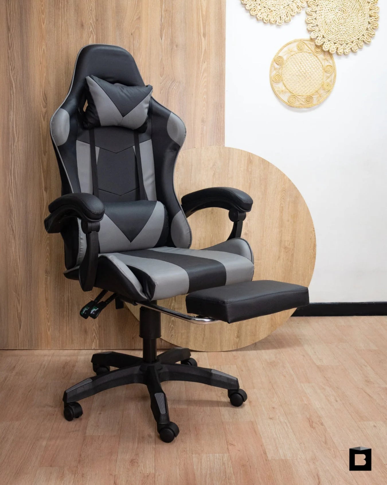 HAWKER RP (SILLA GAMER CON REPOSA PIES)